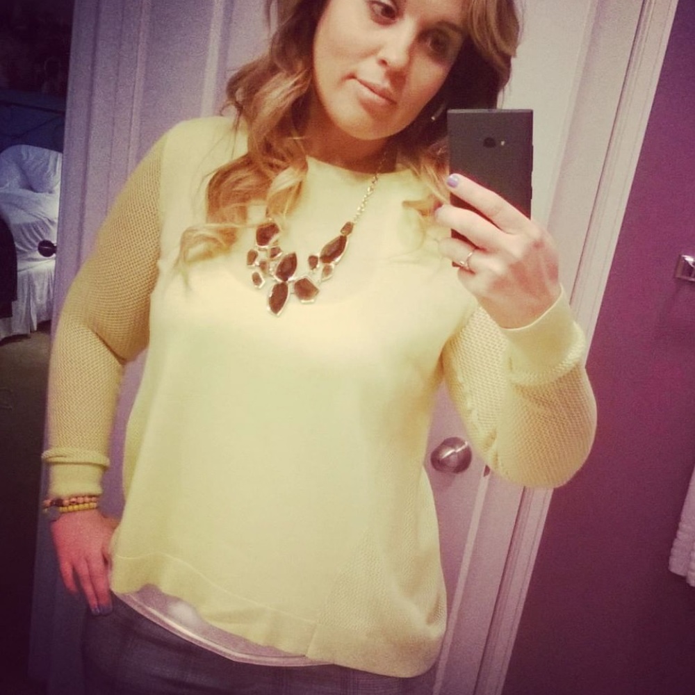 Cabi Split Back Yellow Spring Sweater - Medium - image 1